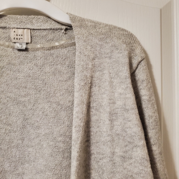 A New Day Cardigan Sweater- Grey/Pink/White (Size XS) - Picture 4 of 16